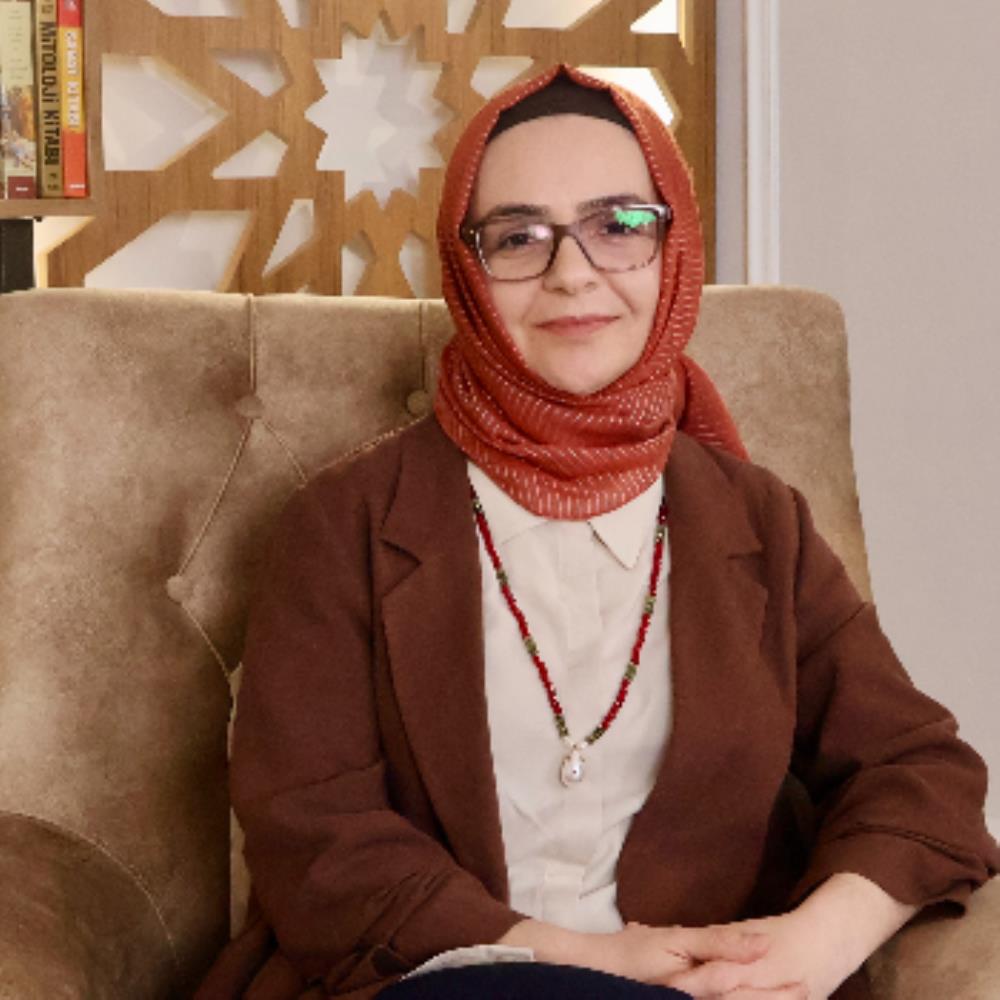 Doç. Dr.  Şeyma KÖMÜRCÜOĞLU