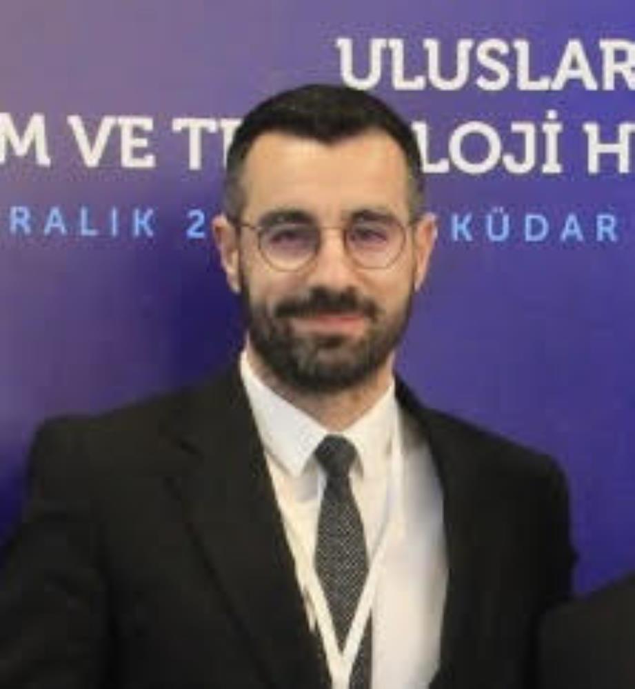 Dr. Öğr. Üyesi Ahmet Emrah GEÇER