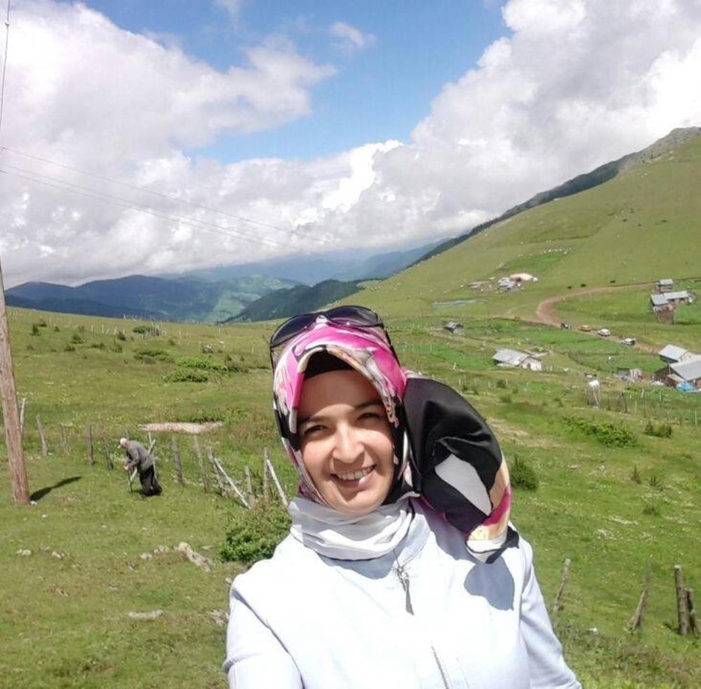 Dr. Öğr. Üyesi Esra YÖRDEM