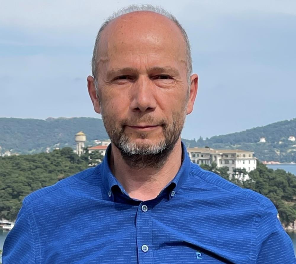 Prof. Dr.  Mustafa ÖZER