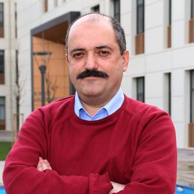 Prof. Dr.  İsmail GÜLEÇ