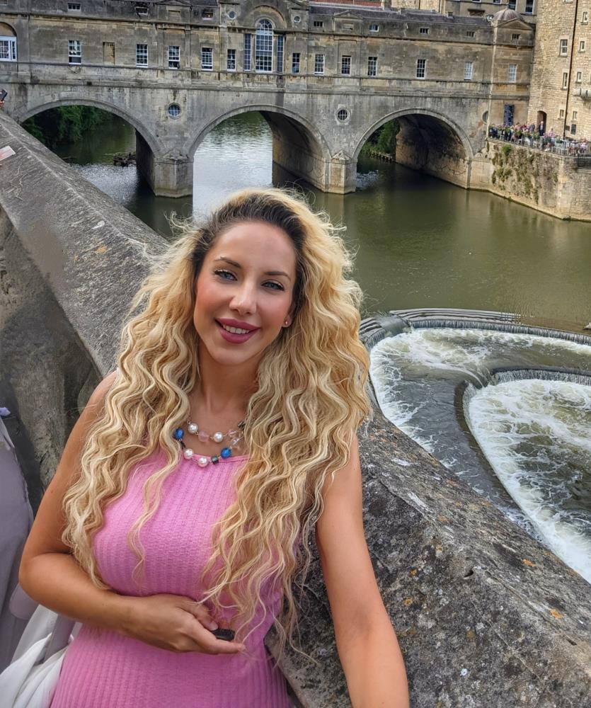 Öğr. Gör. Dr.  Özge BOSTANBAŞ